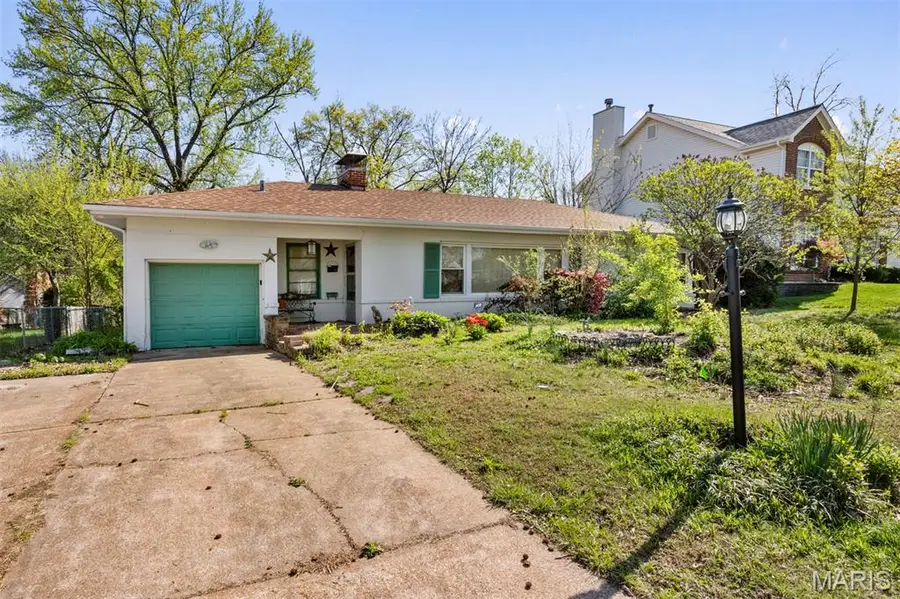 634 Warrenton Drive, Saint Louis, MO 63122 - #3