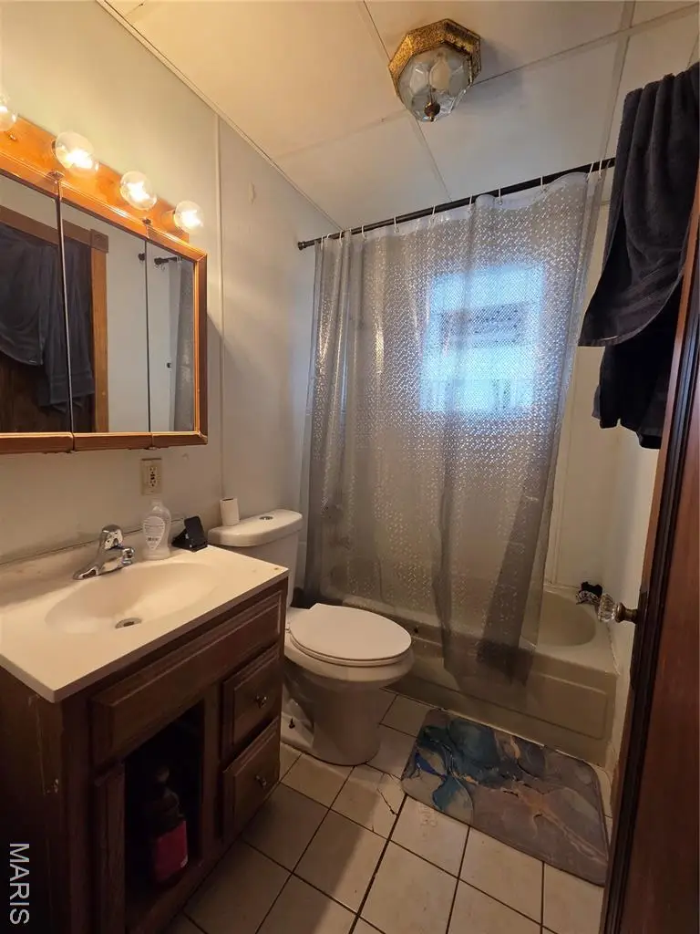 3511 Central Place, Saint Louis, MO 63121 - #3