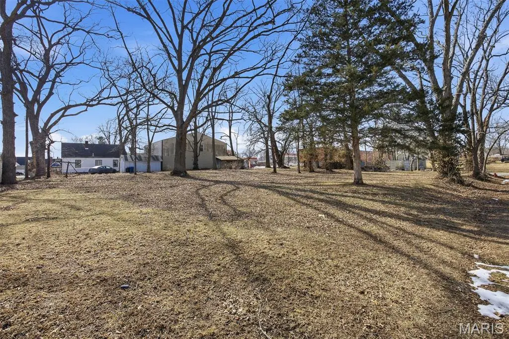 212 W 1st Street, Trenton, IL 62293 - #1