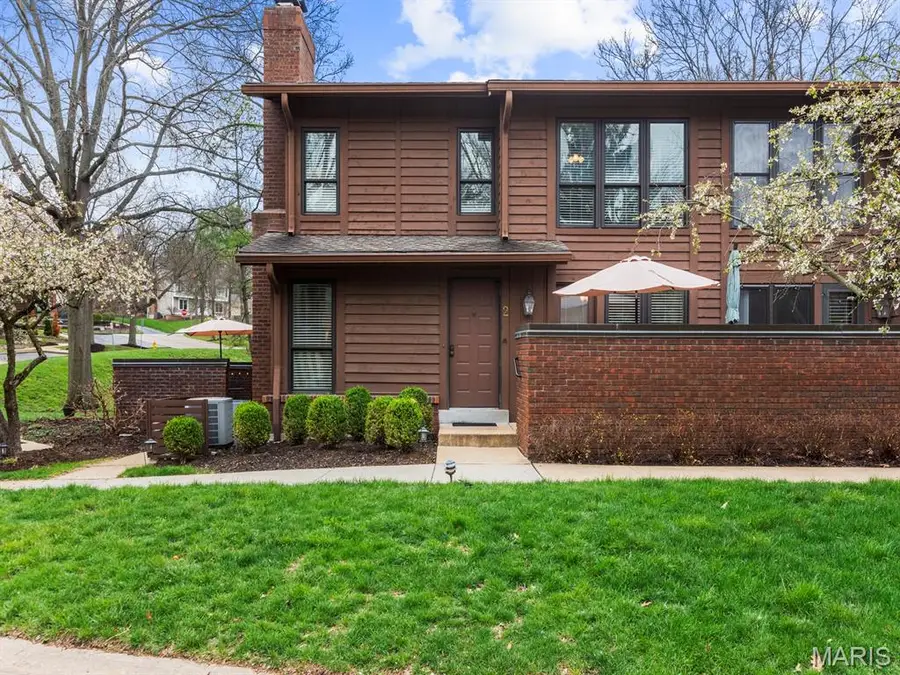2000 Trailcrest Lane #2, Kirkwood, MO 63122 - #2