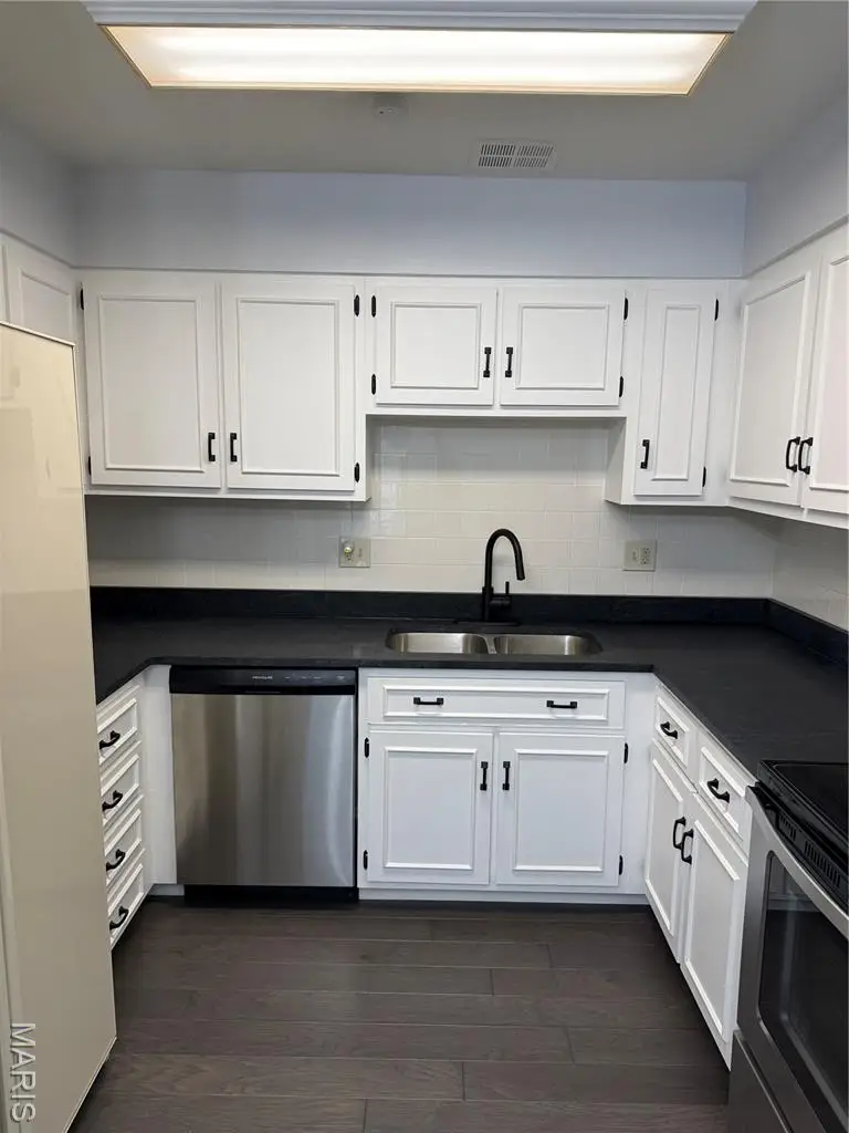 3716 Adie Road, Saint Ann, MO 63074 - #3