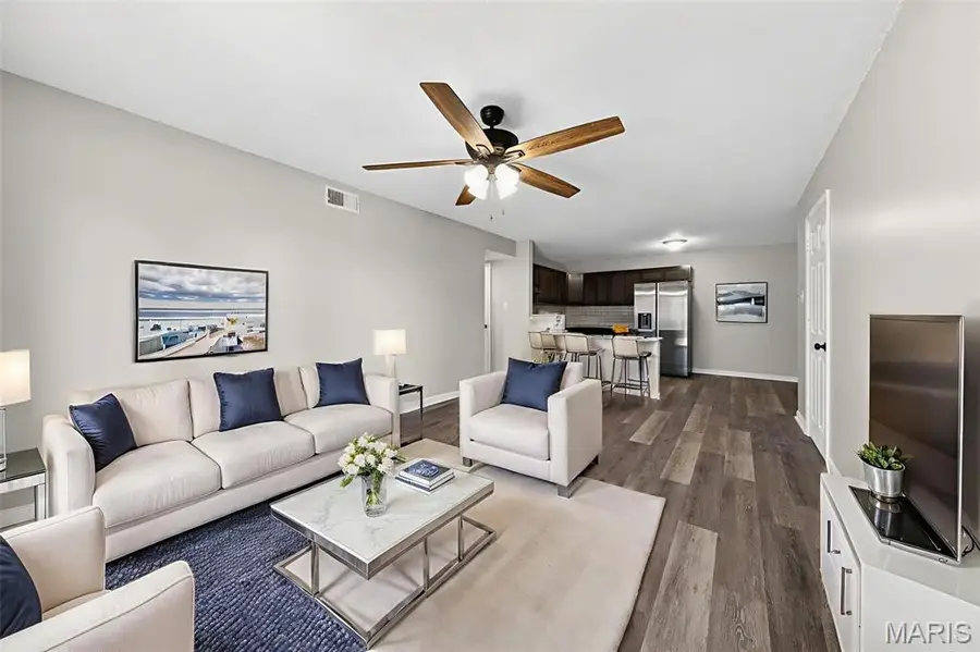 5766 Westphalia Lane #B, Saint Louis, MO 63129 - #3