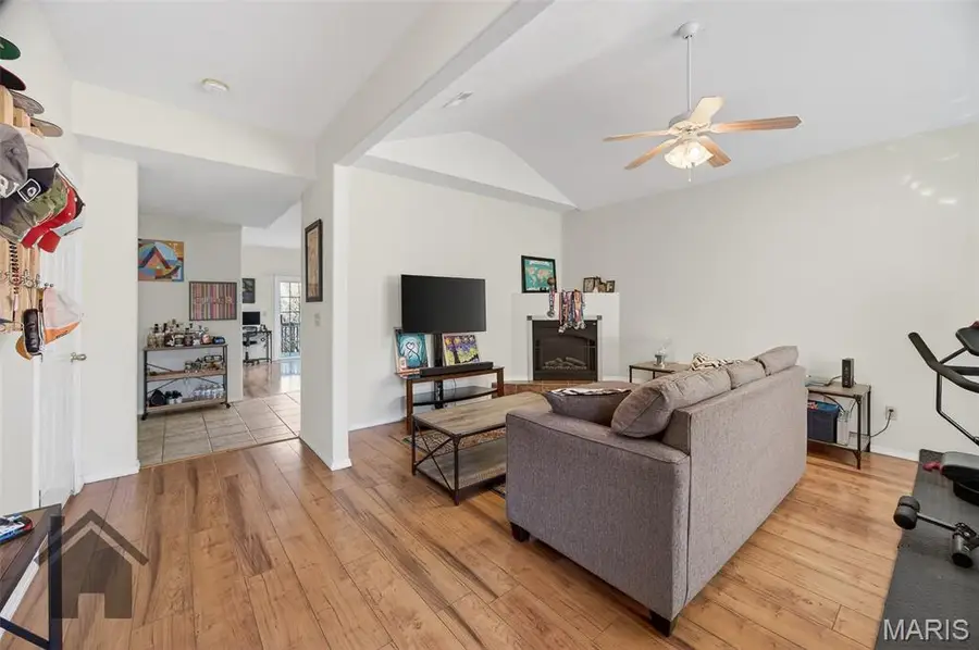 362 Carmel Valley Way, Saint Robert, MO 65584 - #3