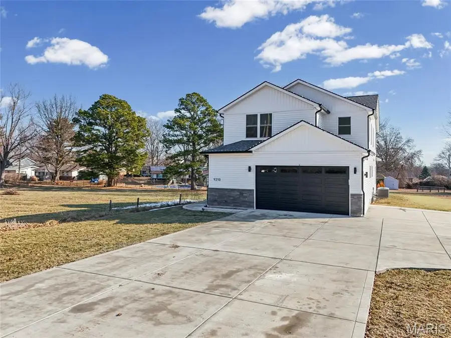 9210 Sappington Road, Saint Louis, MO 63126 - #2