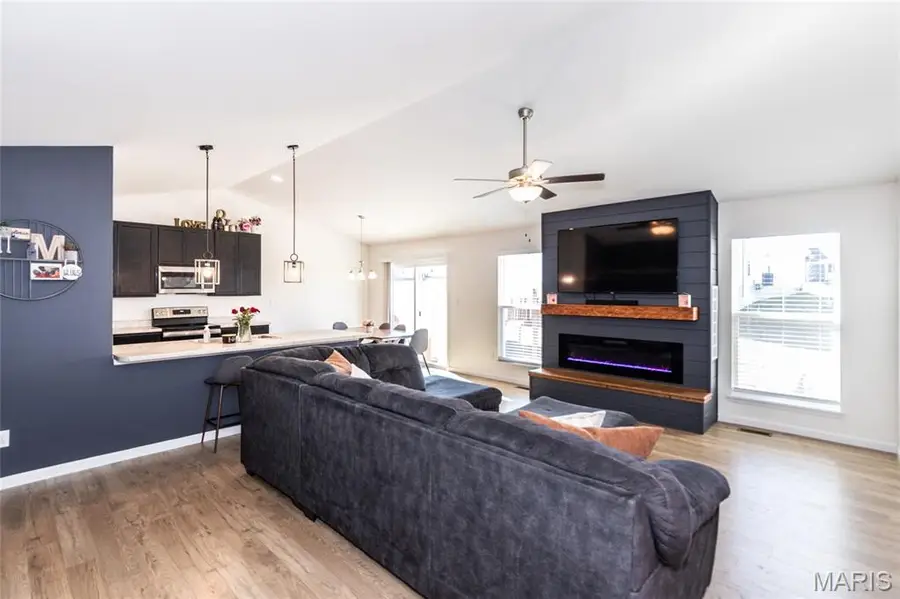 187 Prairie Wind Drive, Wentzville, MO 63385 - #3