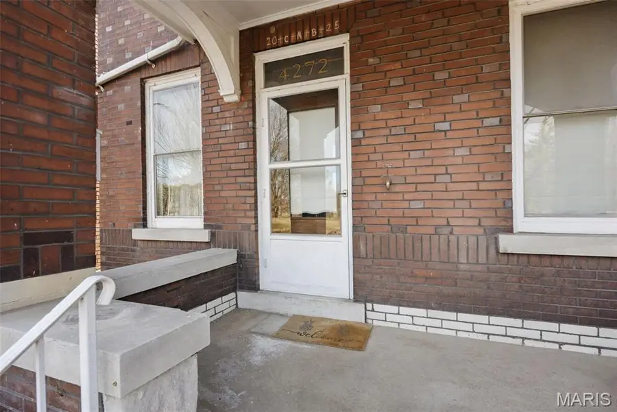 4272 Arsenal Street, Saint Louis, MO 63116 - #3