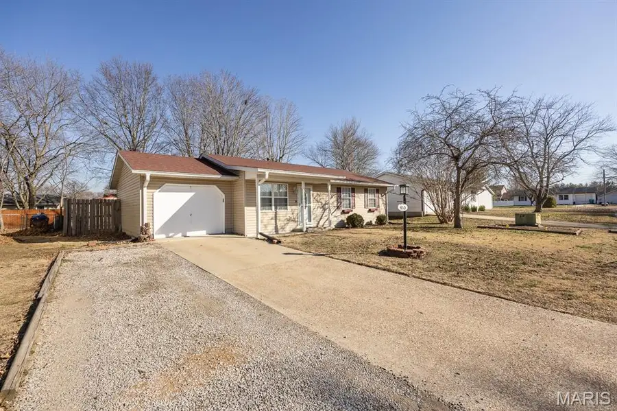 410 S Smith Street, Smithton, IL 62285 - #2