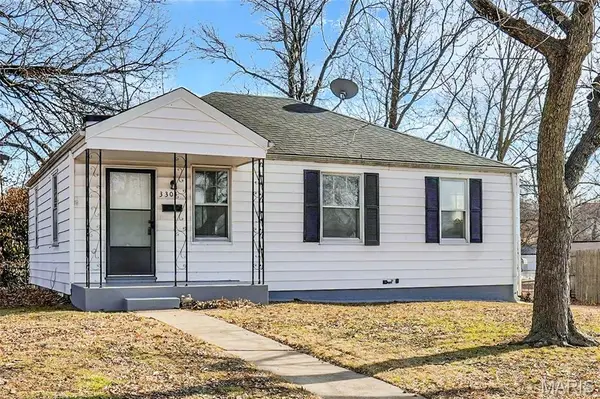 3304 S Gordon Court, Breckenridge Hills, MO 63114