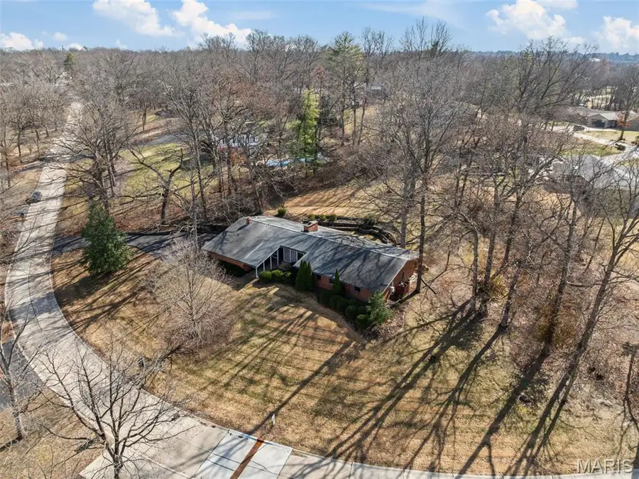 28 Black Oak Drive, Sunset Hills, MO 63127 - #2