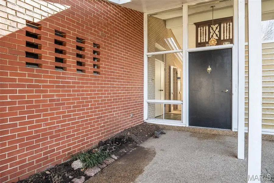 28 Black Oak Drive, Sunset Hills, MO 63127 - #3