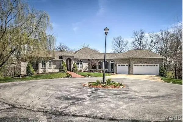 5033 Fischer Way, Imperial, MO 63052