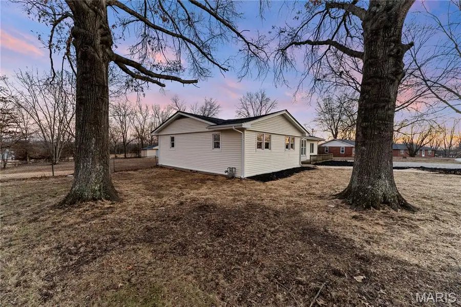 801 Halifax Road, Holts Summit, MO 65043 - #2