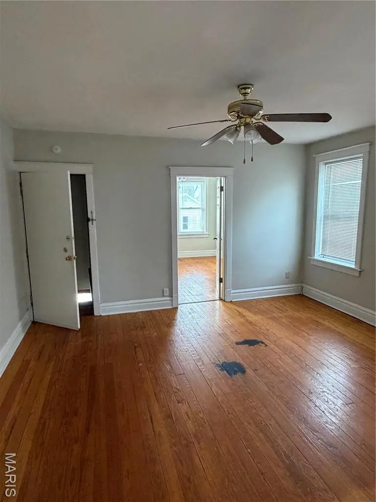 4624 Newport Avenue, Saint Louis, MO 63116 - #2