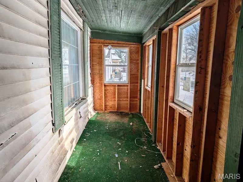 4943 Genevieve Avenue, Saint Louis, MO 63120 - #3