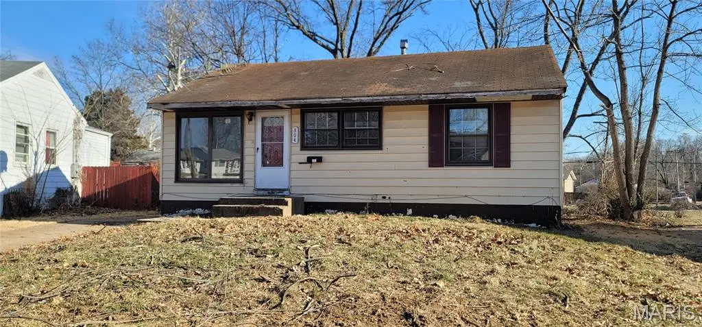304 Lanark Road, Saint Louis, MO 63137 - #1
