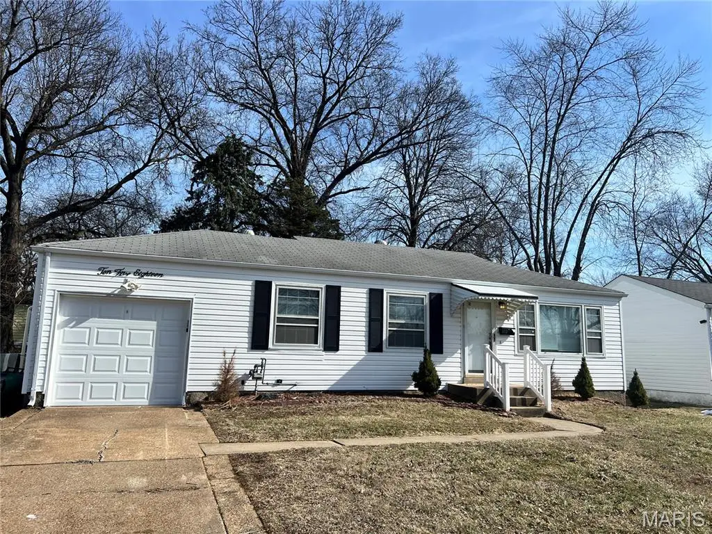 10518 Ewell Drive, Saint Louis, MO 63137 - #1