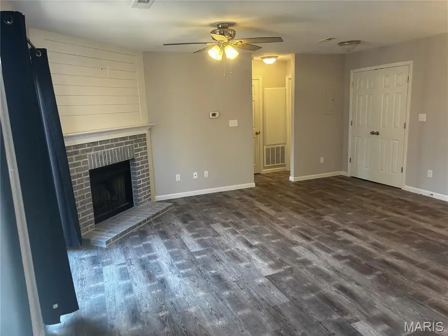 1606 Willow Wren Court #305, Florissant, MO 63033 - #2