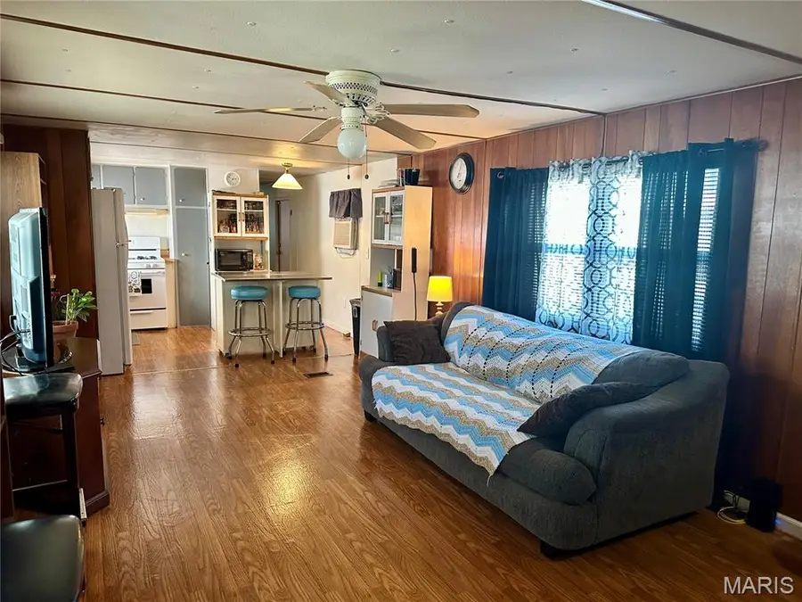 408 E 2nd Street, Saint Jacob, IL 62281 - #3