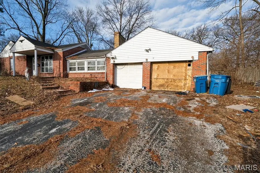 9859 Scottdale Drive, Saint Louis, MO 63136 - #2