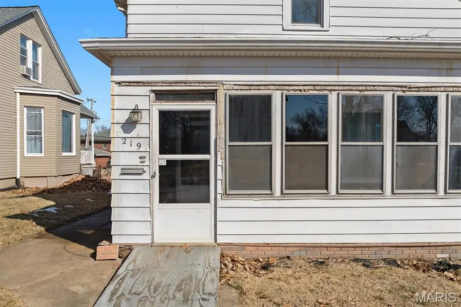 219 Portland Avenue, Belleville, IL 62220 - #2