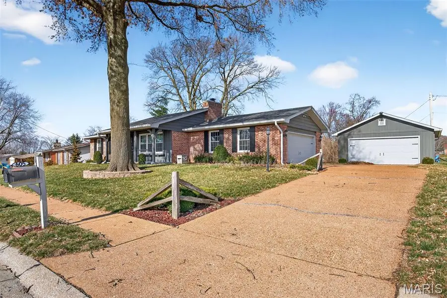 605 Rauch Drive, Saint Charles, MO 63301 - #3