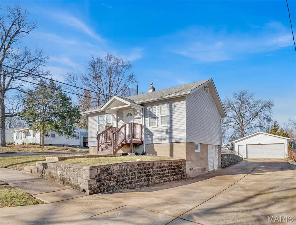 2301 Burns Avenue, Saint Louis, MO 63114 - #1