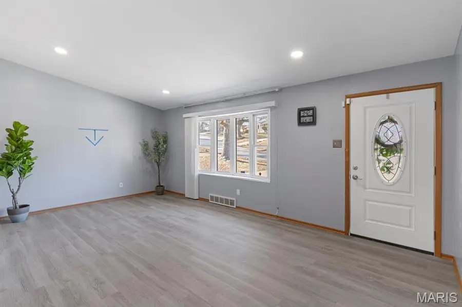 4132 Crestland Drive, Saint Louis, MO 63121 - #3