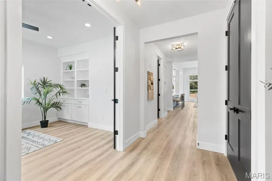 403 Rayburn Avenue, Saint Louis, MO 63127 - #3