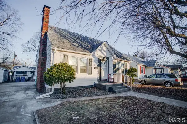 453 George Street, Wood River, IL 62095