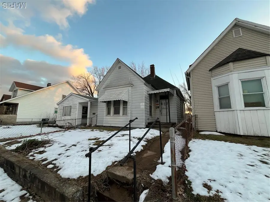 1608 3rd Street, Madison, IL 62060 - #2