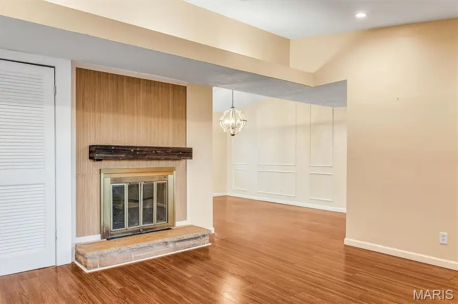 621 Crest Court, Kirkwood, MO 63122 - #2