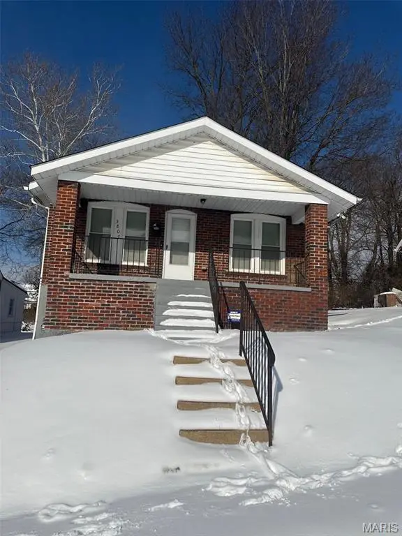 3807 Manola Avenue, Saint Louis, MO 63121 - #1