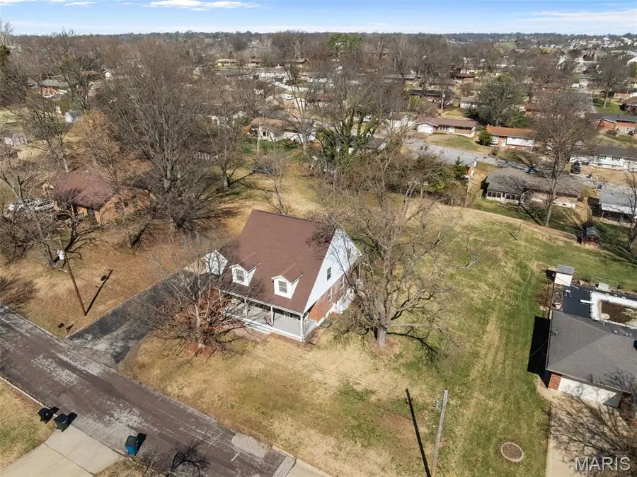 3601 Barbagallo Drive, Saint Louis, MO 63129 - #3