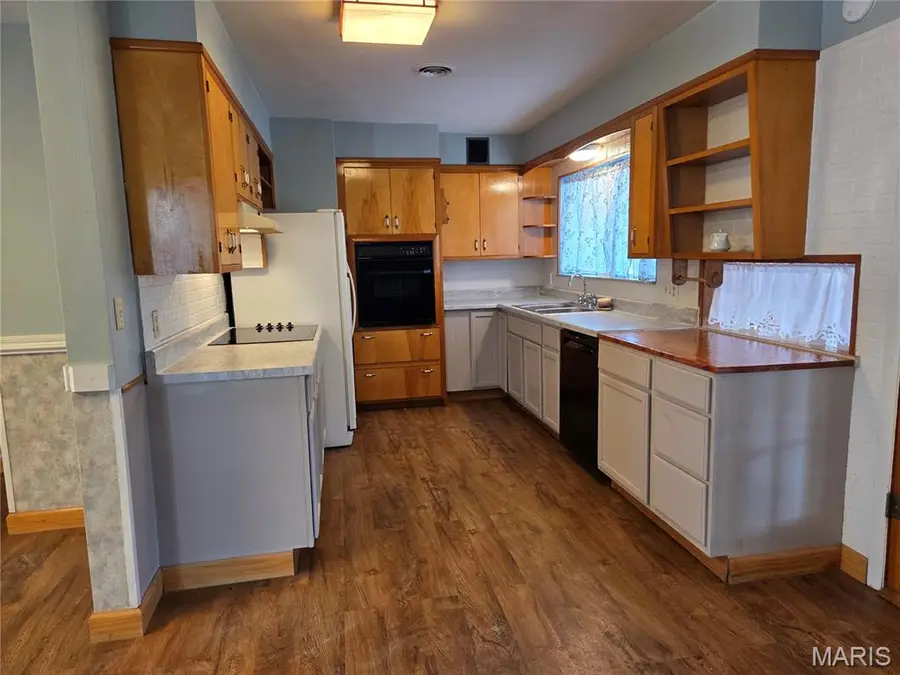 46 East Street, Sullivan, MO 63080 - #3