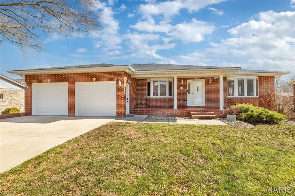 18 Lake Drive, Moro, IL 62067 - #1