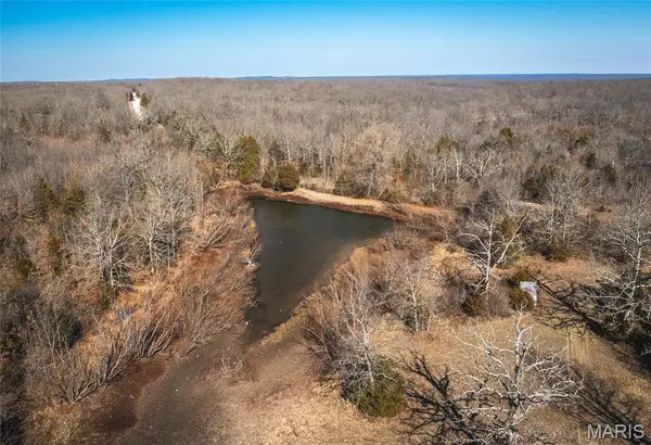 624 Stoney Point Rd, Mineral Point, MO 63660