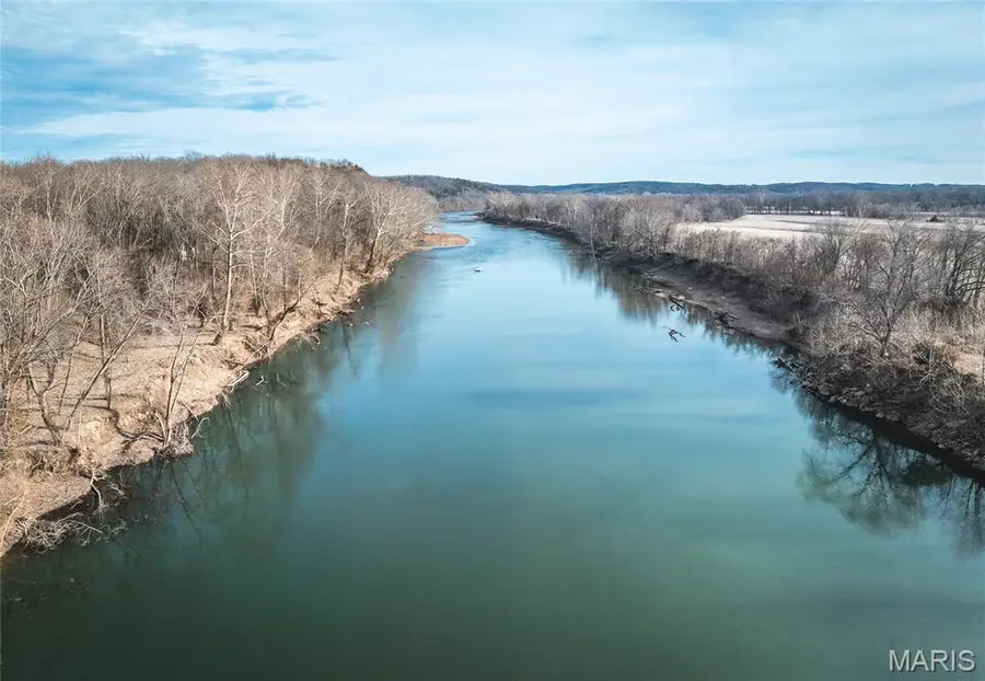 2585 River Road, Mount Sterling, MO 65062 - #2