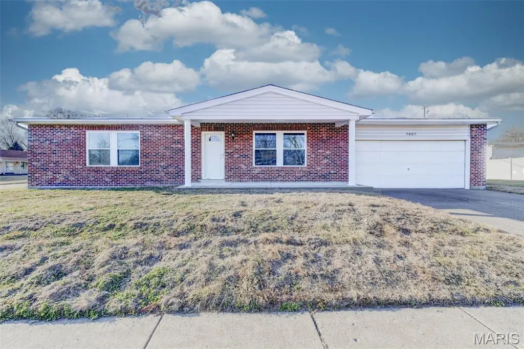 7057 Howdershell Road, Hazelwood, MO 63042 - #1