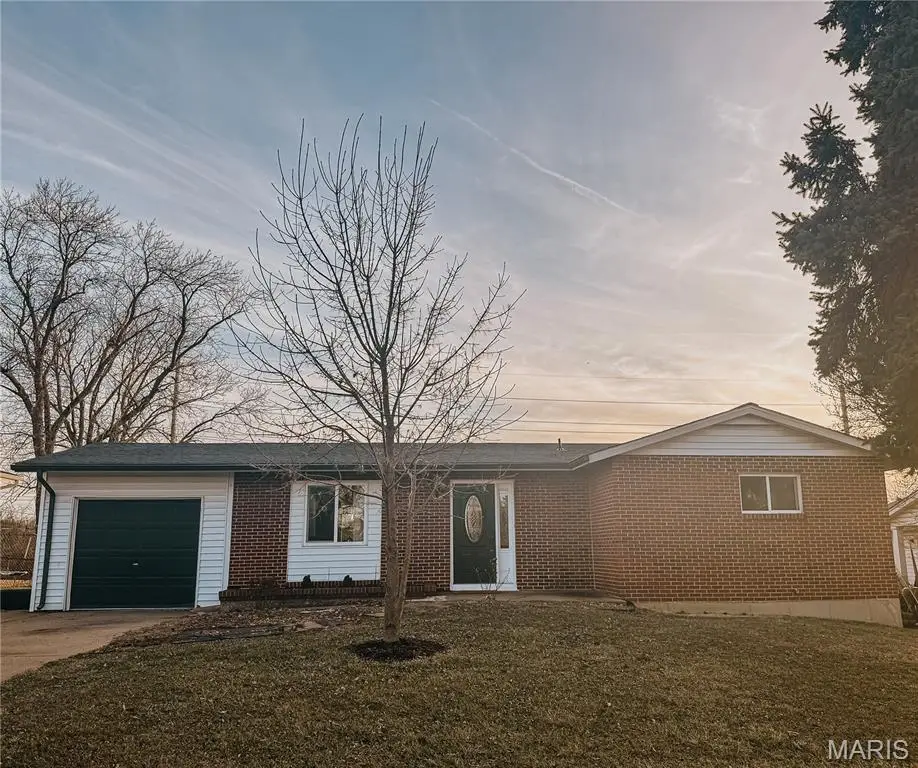 3321 Clemens Drive, Saint Charles, MO 63301 - #1