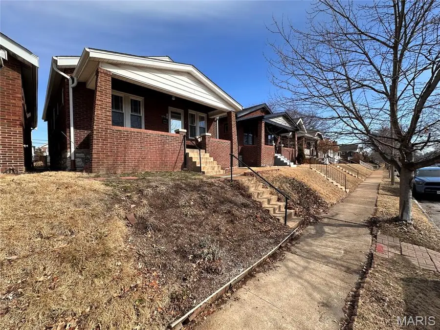 5705 Devonshire Avenue, Saint Louis, MO 63109 - #3