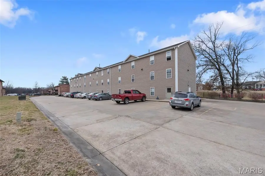 3 Village Drive, Cape Girardeau, MO 63701 - #2