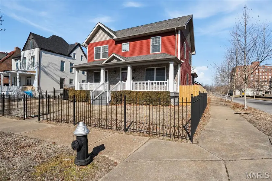 5501 Cates Avenue, Saint Louis, MO 63112 - #3