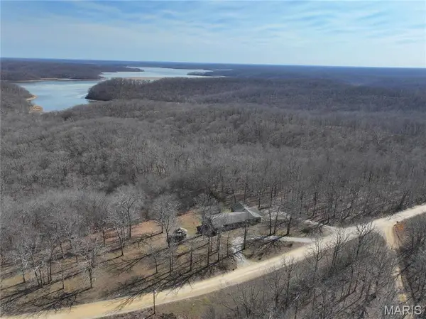 1364 Wayne 551, Williamsville, MO 63937