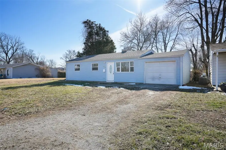40 Saint Justin Drive, Sauget, IL 62206 - #2