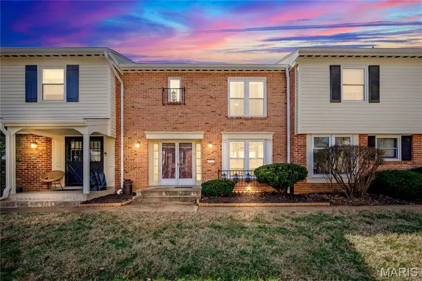 13337 Bragstadt Drive, Chesterfield, MO 63141