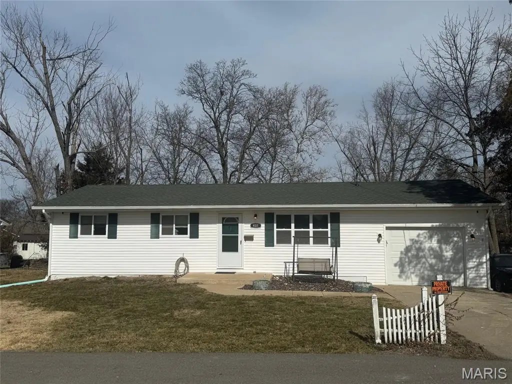 401 Dahlgren Avenue, Warrenton, MO 63383 - #1