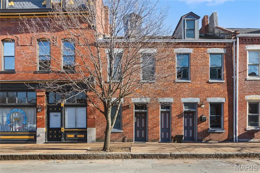 1840 S 10th Street, Saint Louis, MO 63104 - #1