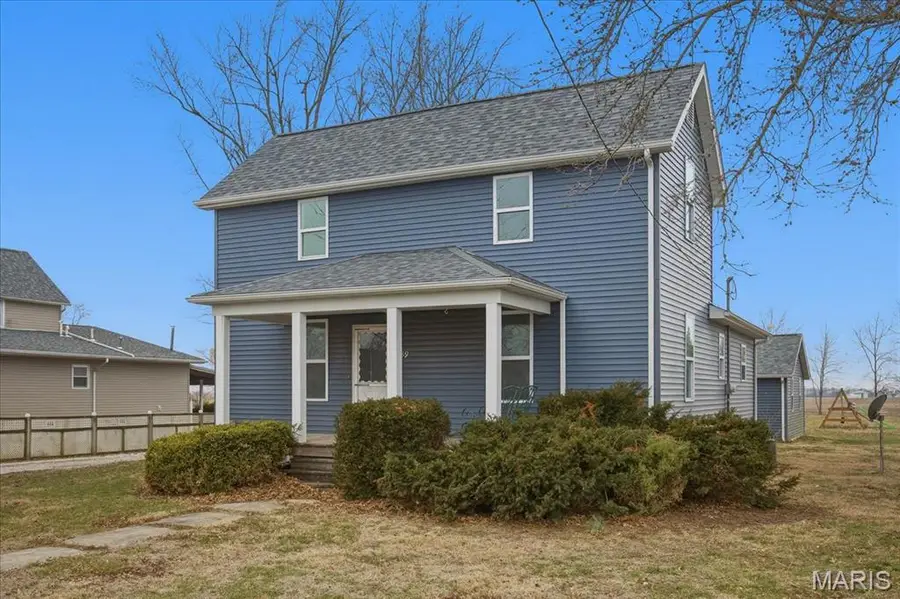 89 S Main Street, Hoyleton, IL 62801 - #3