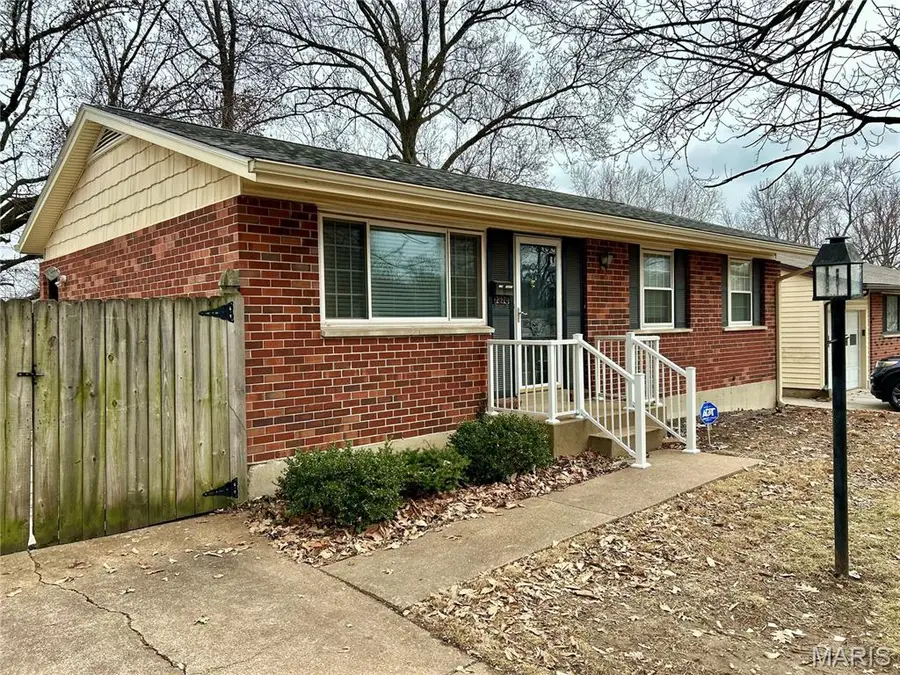 7374 Tannoia Drive, Hazelwood, MO 63042 - #3