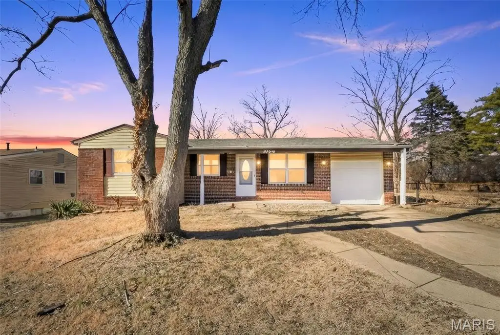 10557 Castle Drive, Saint Louis, MO 63136 - #1